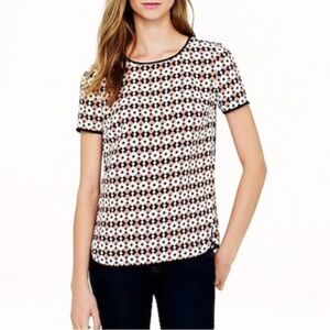 J.Crew Women's Blouse 4 Geometric
100% Silk Crew Neck Multicolored
Short Sleeves